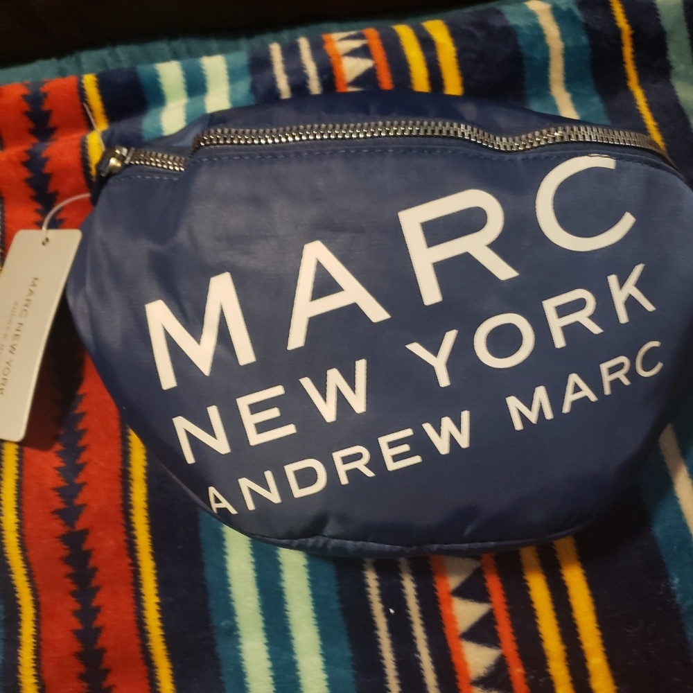 Marc New York fanny pack